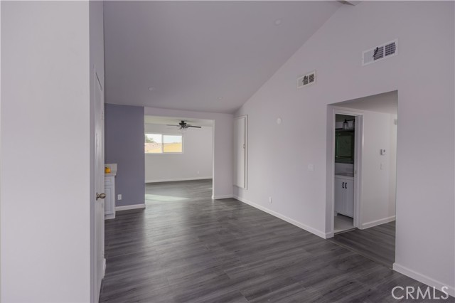 Detail Gallery Image 4 of 22 For 12685 Kitching, Moreno Valley,  CA 92553 - 4 Beds | 2 Baths