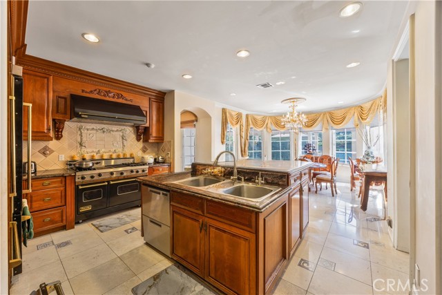 Detail Gallery Image 22 of 69 For 2280 S Oak Knoll Ave, San Marino,  CA 91108 - 5 Beds | 7 Baths