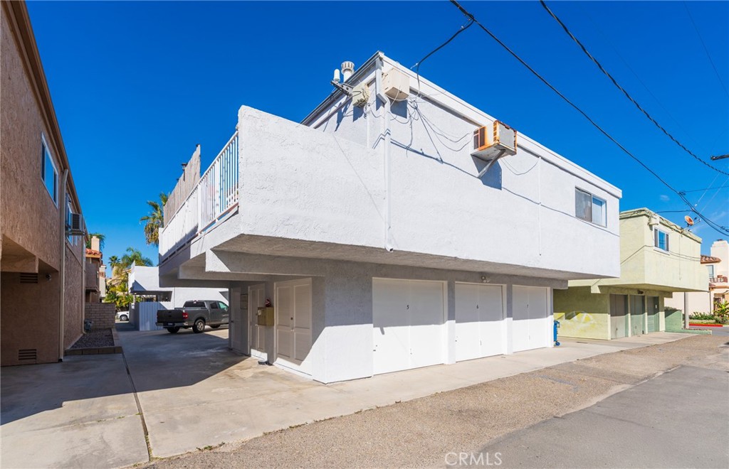 MLS #OC25273090 image #3