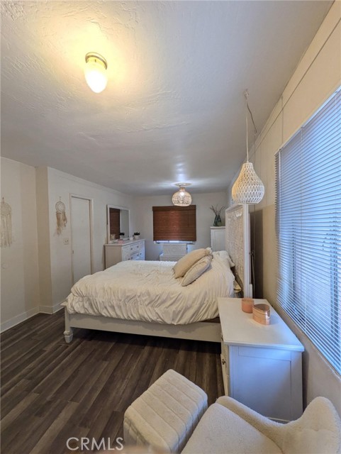 Detail Gallery Image 3 of 16 For 19876 Lodema Rd, Apple Valley,  CA 92307 - 3 Beds | 2 Baths