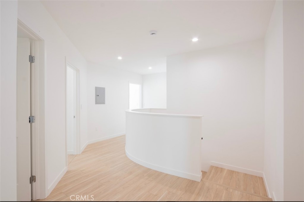 MLS #SR25250676 image #12