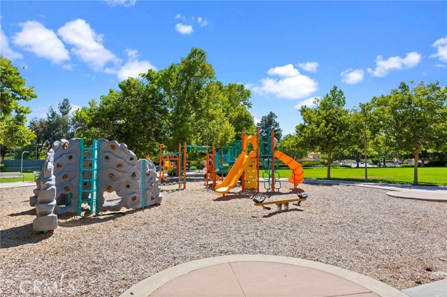 Detail Gallery Image 49 of 55 For 43856 Carentan, Temecula,  CA 92592 - 4 Beds | 2/1 Baths