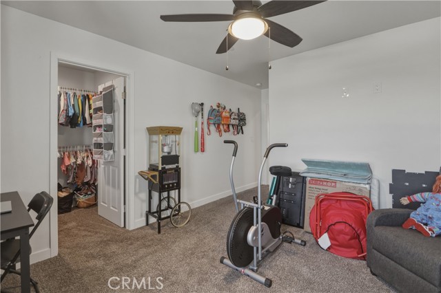 Detail Gallery Image 15 of 22 For 15688 Winnebago, Apple Valley,  CA 92307 - 4 Beds | 2/1 Baths