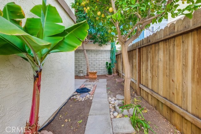 Detail Gallery Image 54 of 62 For 4194 Higuera St, Culver City,  CA 90232 - 2 Beds | 2/1 Baths