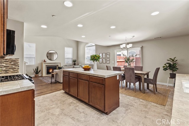 Detail Gallery Image 8 of 36 For 263 Spruce St #B,  Arroyo Grande,  CA 93420 - 3 Beds | 2/1 Baths