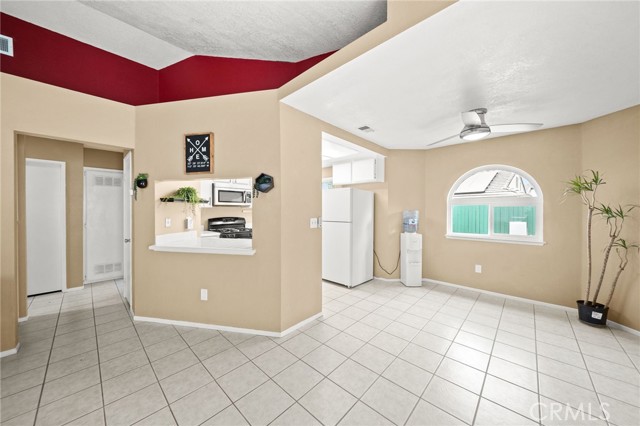 Image 10 of 43 For 27780 Hillpointe Drive