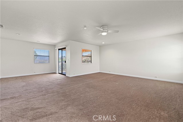 13620 Pales, Agua Dulce CA: https://media.crmls.org/medias/c3bdef96-9e61-42f4-9afd-395eb24e1ffa.jpg