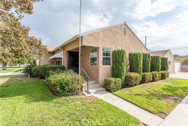 1400 North Frederic Street photo 2