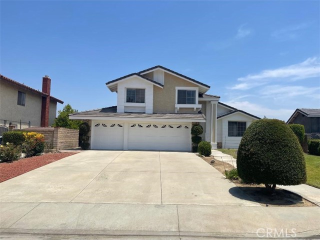 820 Margaret Lane, Walnut CA: https://media.crmls.org/medias/c3be551b-22c7-4e82-8292-26927ea69002.jpg