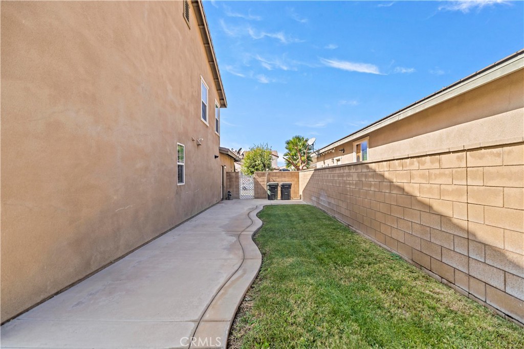 MLS #WS25243385 image #64