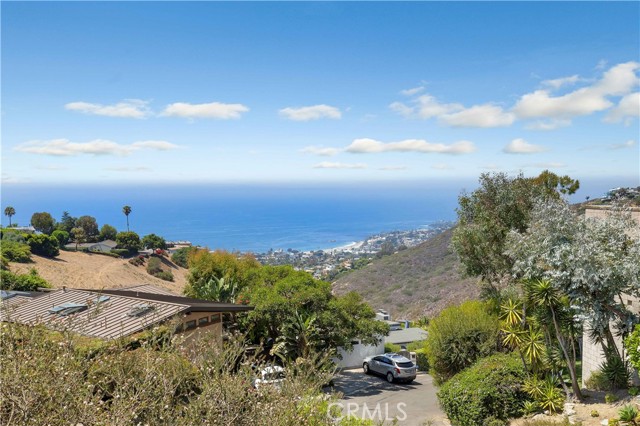 Detail Gallery Image 30 of 55 For 1969 San Remo Dr, Laguna Beach,  CA 92651 - 4 Beds | 3 Baths