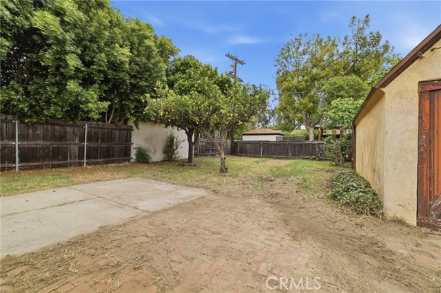 Detail Gallery Image 23 of 26 For 4720 Denny, Toluca Lake,  CA 91602 - 2 Beds | 1 Baths