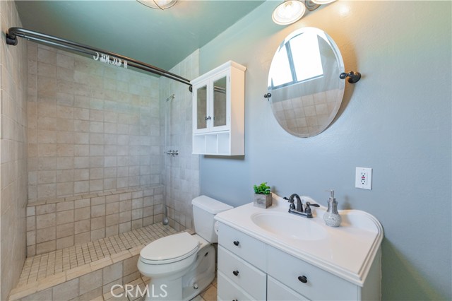1181 Barkley Ranch Road, Pinon Hills CA: https://media.crmls.org/medias/c3bf7b01-ce0b-4315-8e99-78478aa038ef.jpg