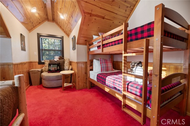 505 Barrett Way, Big Bear City CA: https://media.crmls.org/medias/c3c0016a-7380-4d80-a203-1f23a0d241ff.jpg