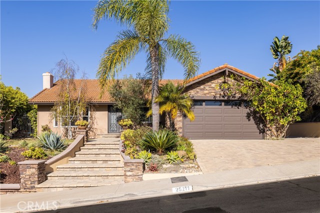 Detail Gallery Image 1 of 17 For 25211 via Piedra Roja, Laguna Niguel,  CA 92677 - 4 Beds | 2 Baths