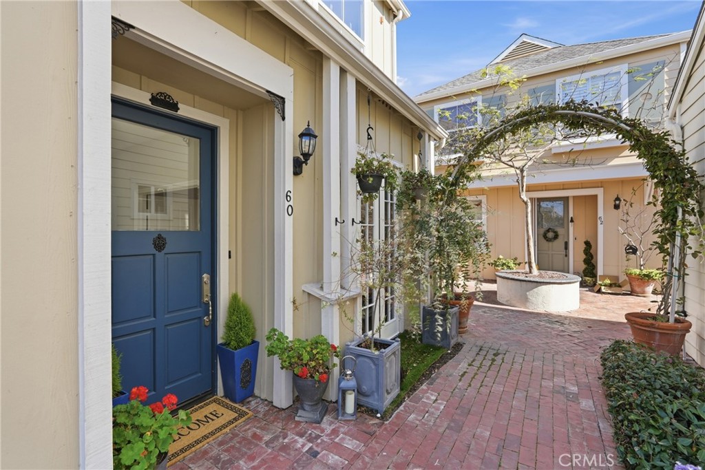 1800 S Pacific Coast