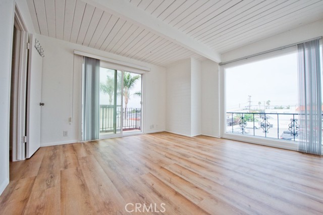 219 Avenida Granada, San Clemente CA: https://media.crmls.org/medias/c3c0c89c-e65b-498c-b006-f989fbe00464.jpg