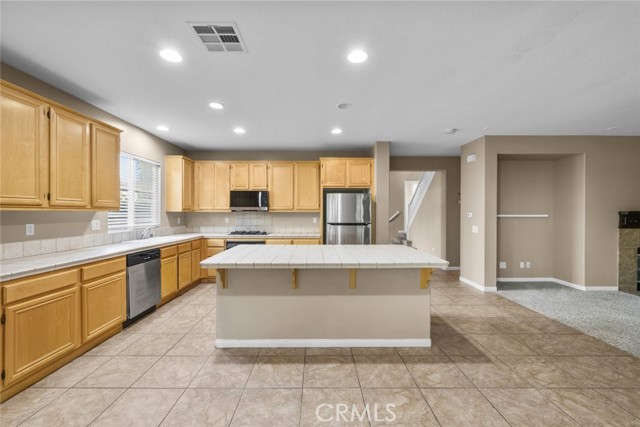 Detail Gallery Image 12 of 43 For 43891 42nd St, Lancaster,  CA 93536 - 3 Beds | 3 Baths