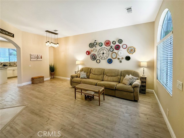 Image 3 of 20 For 24395 Landover Road 155