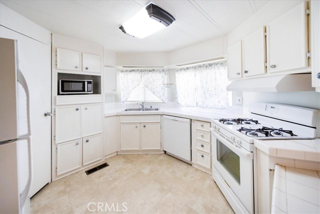Detail Gallery Image 10 of 43 For 5001 W Florida Ave #545,  Hemet,  CA 92545 - 2 Beds | 2 Baths