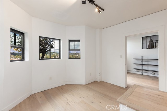 Detail Gallery Image 20 of 25 For 3091 Chadwick, Los Angeles,  CA 90032 - 3 Beds | 2 Baths