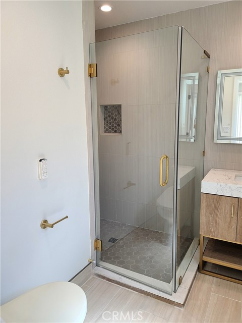 Detail Gallery Image 22 of 29 For 830 Ponderosa St, Orange,  CA 92866 - 2 Beds | 2 Baths