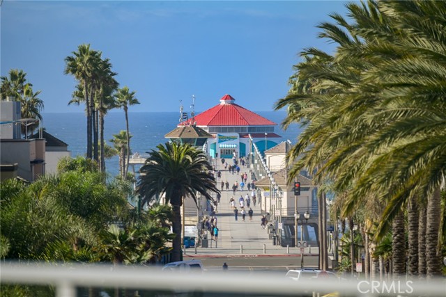 Detail Gallery Image 19 of 25 For 414 Main St. #210,  Huntington Beach,  CA 92648 - 2 Beds | 2/1 Baths