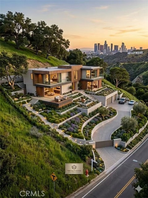 Detail Gallery Image 4 of 4 For 3669 Coldwater Canyon Ave, Studio City,  CA 91604 - – Beds | – Baths