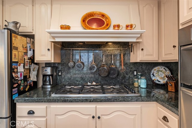 Detail Gallery Image 18 of 31 For 23 Ocean Vista, Newport Beach,  CA 92660 - 2 Beds | 2/1 Baths