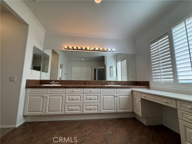 Detail Gallery Image 35 of 57 For 22219 Trinity Pl, Saugus,  CA 91390 - 5 Beds | 3 Baths