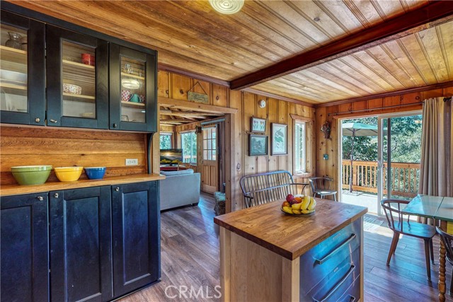 177 Craghill, Cedar Glen, CA 92321