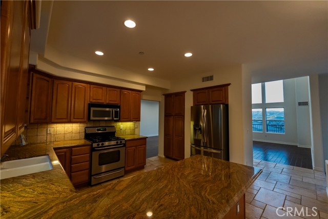 1259 Gonzales Road, Simi Valley CA: https://media.crmls.org/medias/c3c53ad1-37b7-42a0-86ea-352d38c631ad.jpg