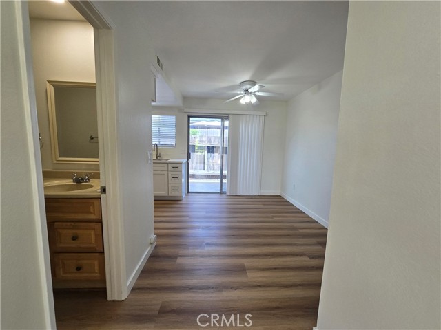 Detail Gallery Image 12 of 16 For 160 Greentree, La Habra,  CA 90631 - 2 Beds | 1/1 Baths