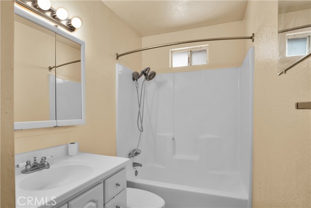 Detail Gallery Image 16 of 38 For 10934 Hess Bld, Morongo Valley,  CA 92256 - 2 Beds | 2 Baths