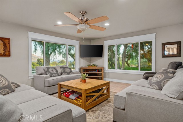 Image 5 of 51 For 8940 Running Gun