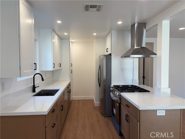 Front Image Thumbnail for CRSR25278206