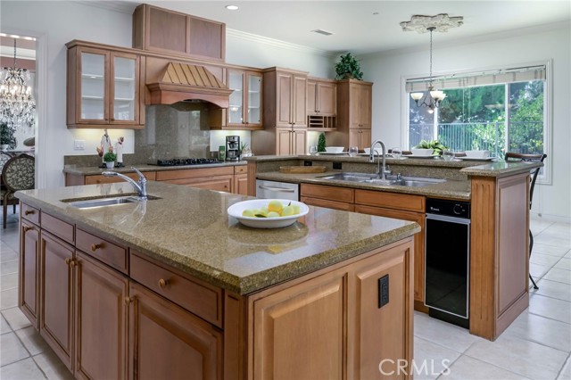 17265 BLUE SPRUCE Lane, Yorba Linda CA: https://media.crmls.org/medias/c3c6d160-8139-4a52-97d2-decfcbae89b2.jpg