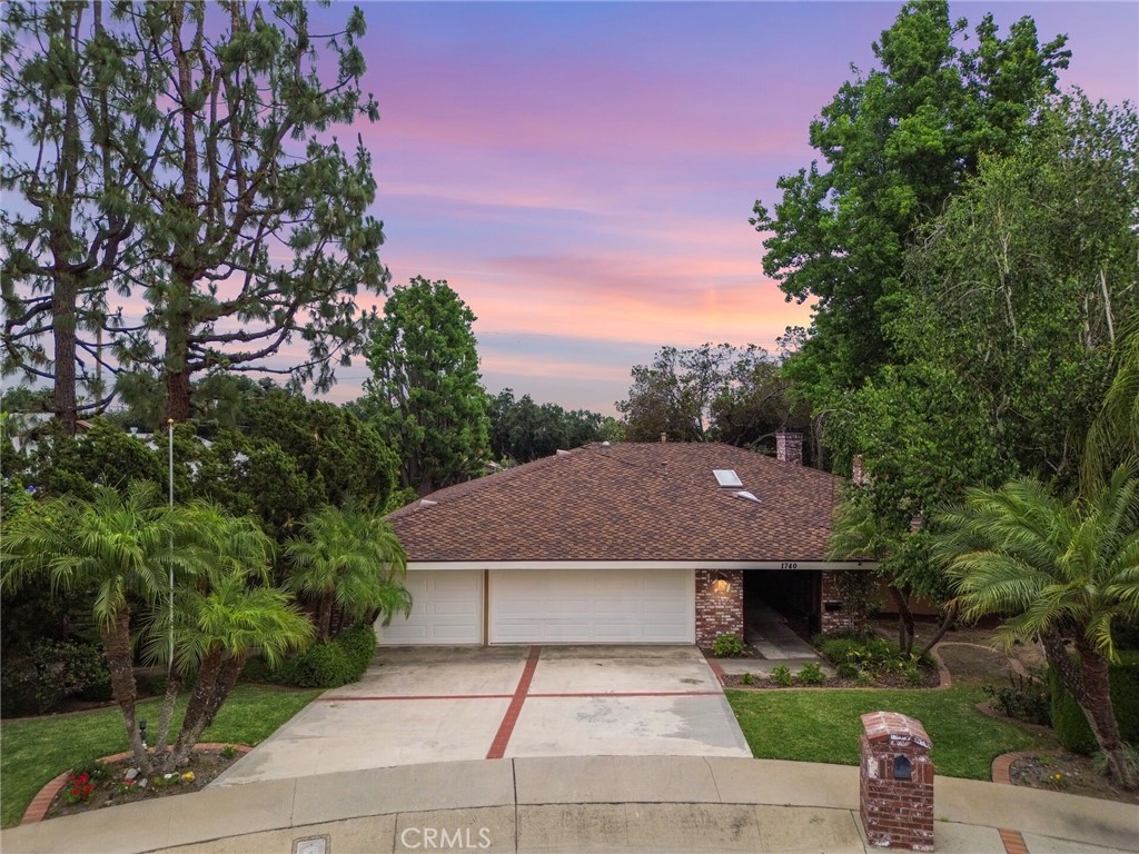 1740 Branch Oak Drive