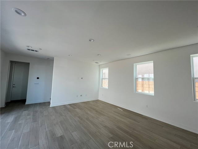 75138 Aldrich, Palm Desert CA: https://media.crmls.org/medias/c3c7a6fb-8bda-40a7-a200-8429e6c680cd.jpg