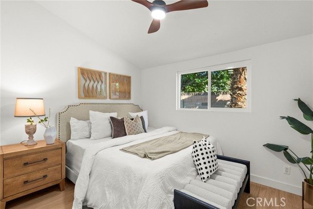 Detail Gallery Image 13 of 21 For 27442 Plumwood, Canyon Country,  CA 91351 - 3 Beds | 1 Baths