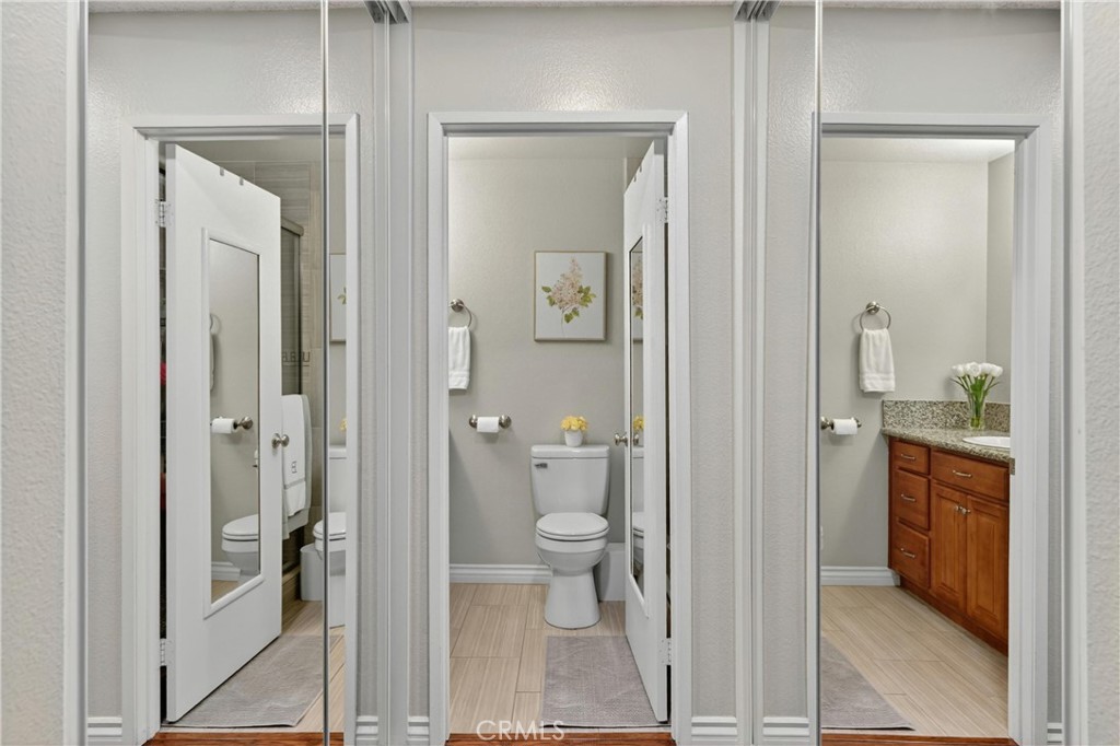 https://media.crmls.org/medias/c3c7e801-21d0-462e-8921-9dec7362a4f4.jpg?preset=X-Large
