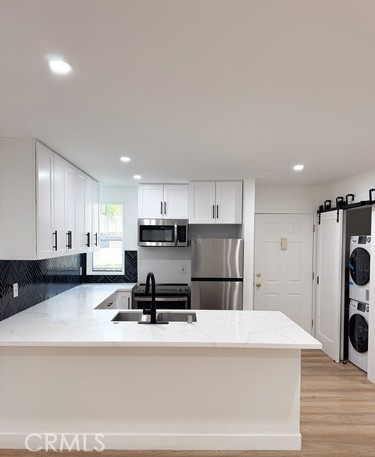 17000 Burbank Boulevard #304