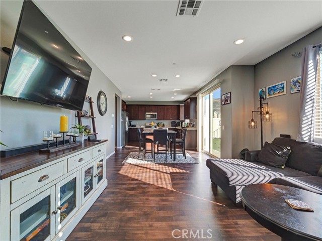 Detail Gallery Image 27 of 29 For 24203 Lilac Lane, Lake Elsinore,  CA 92532 - 4 Beds | 3 Baths