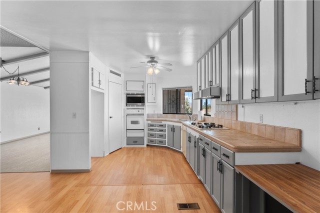Detail Gallery Image 7 of 37 For 489 Crown Ridge Rd, Perris,  CA 92570 - 2 Beds | 2 Baths