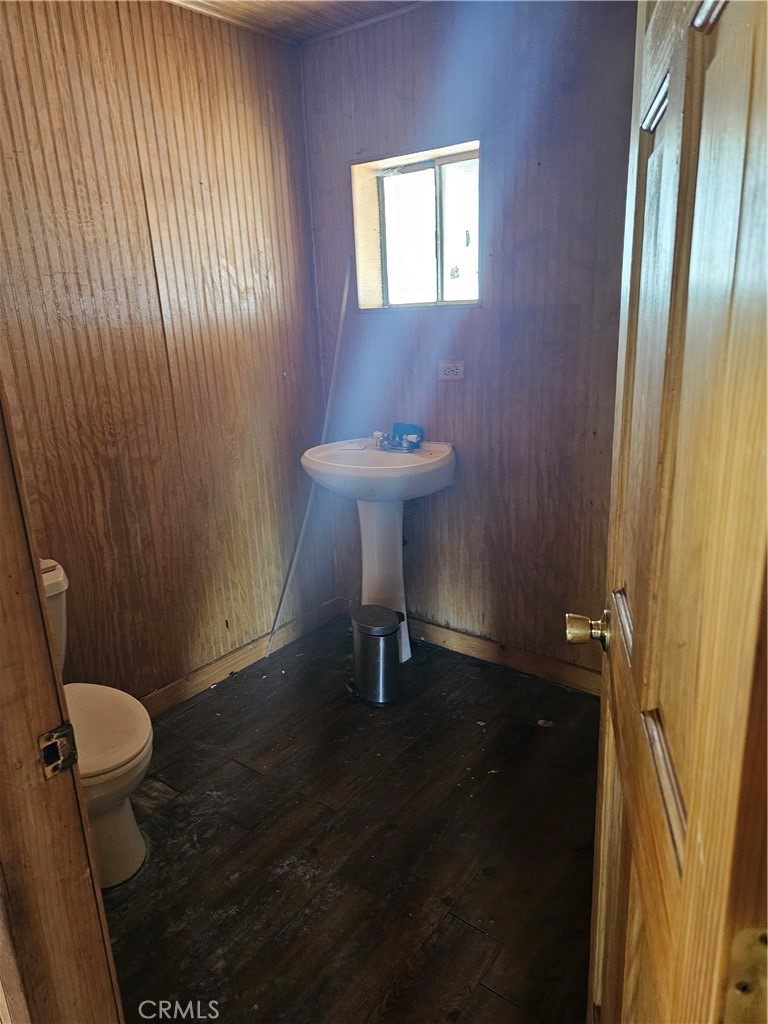 https://media.crmls.org/medias/c3c9fb75-9b63-4048-977c-67fba61cf090.jpg?preset=X-Large