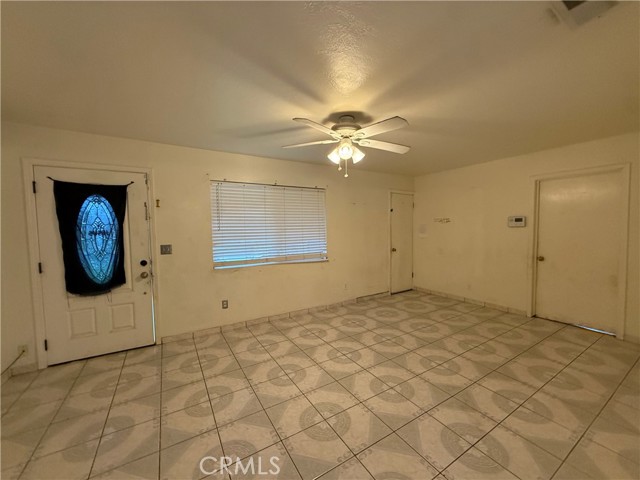 Detail Gallery Image 2 of 22 For 1616 E 21st St, Merced,  CA 95341 - 3 Beds | 2 Baths