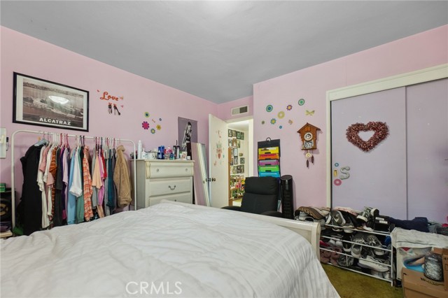 319 E Deodar Street, Ontario CA: https://media.crmls.org/medias/c3cb260e-67b0-4cea-9fef-7ceca0c374b4.jpg