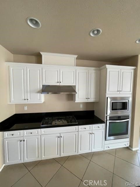 13165 Samilin Circle, Eastvale CA: https://media.crmls.org/medias/c3cc16c7-7c31-4435-985c-5bbee891dec6.jpg