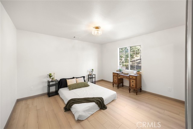 Detail Gallery Image 29 of 44 For 1113 N Grass Valley, Lake Arrowhead,  CA 92352 - 4 Beds | 2 Baths