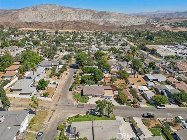 Detail Gallery Image 40 of 44 For 19205 Diplomat Ave, Corona,  CA 92881 - 3 Beds | 2 Baths